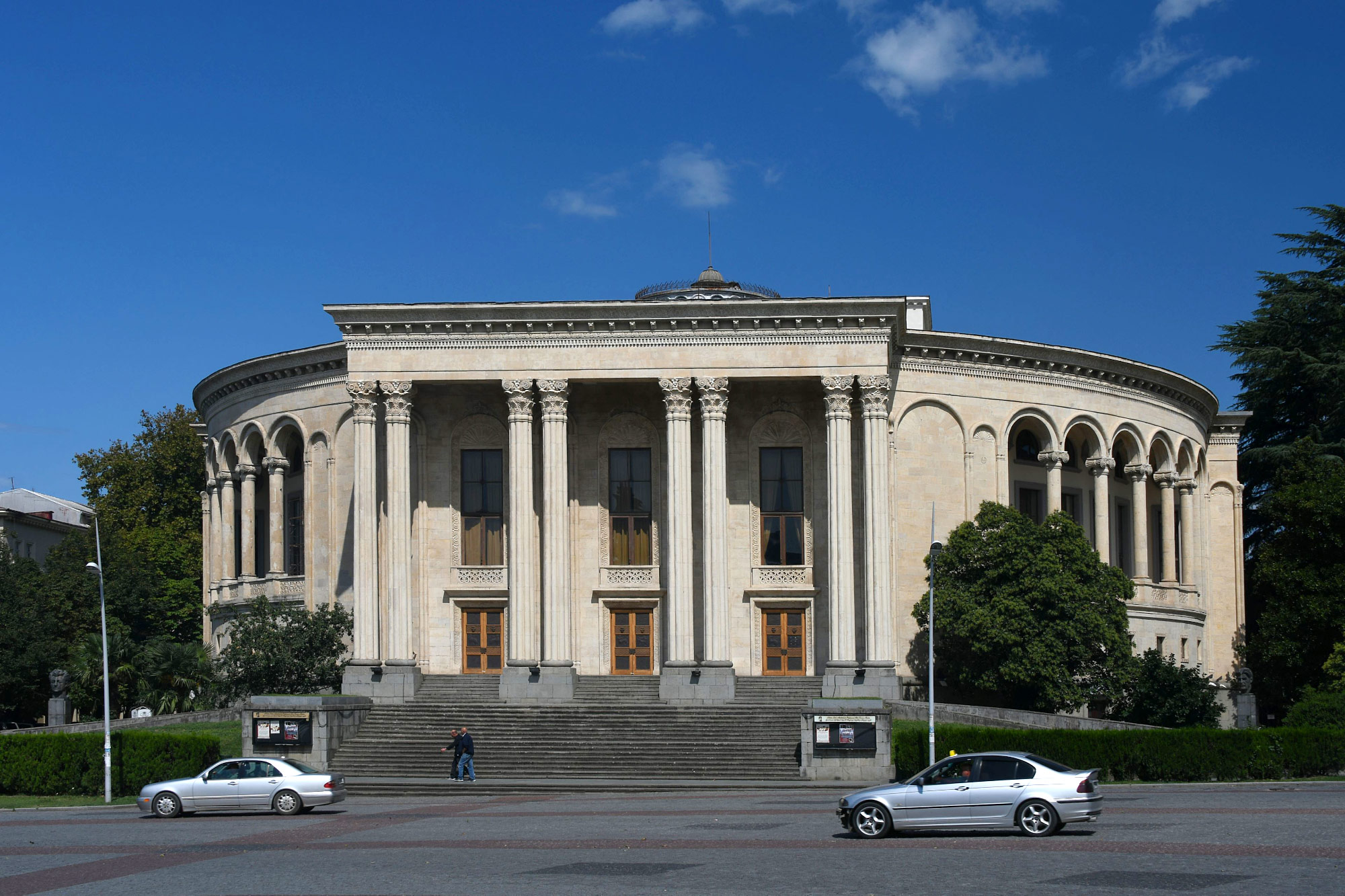 Kutaisi (Photo license: CC BY 2.0)